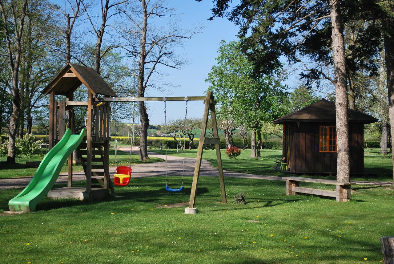 Domaine Les Gandins Saint-Germain-de-Salles Exterior foto